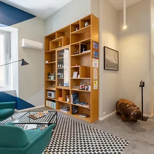 https://napoli-visit-home.hotels-amalfi.com